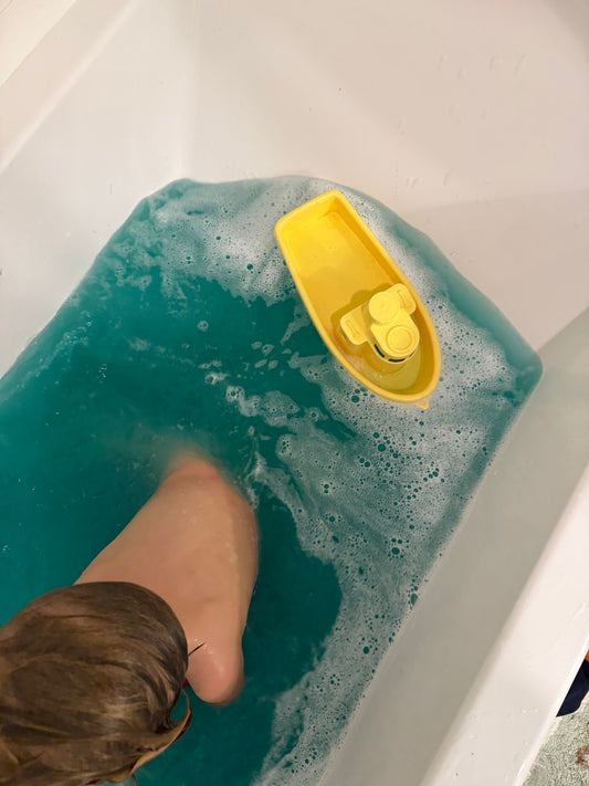 THE BATH TIME SET- Cloud Wash + Happy Bath Bombs