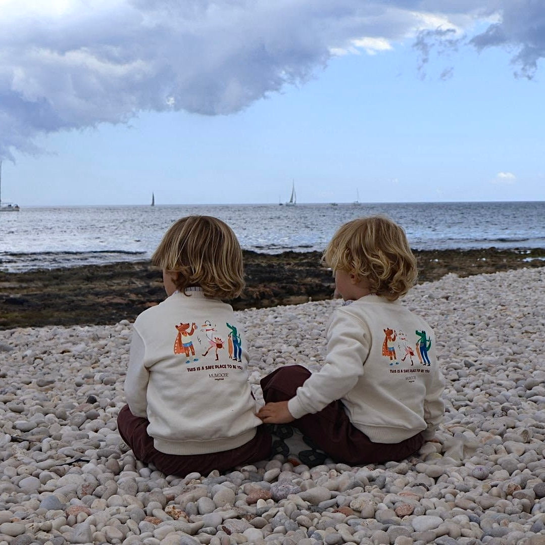 Sudadera Mumdose Baby and Kids- This is a safe place to be you